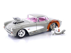Jada Looney Tunes 1957 Corvette die-cast car front view for display and collection