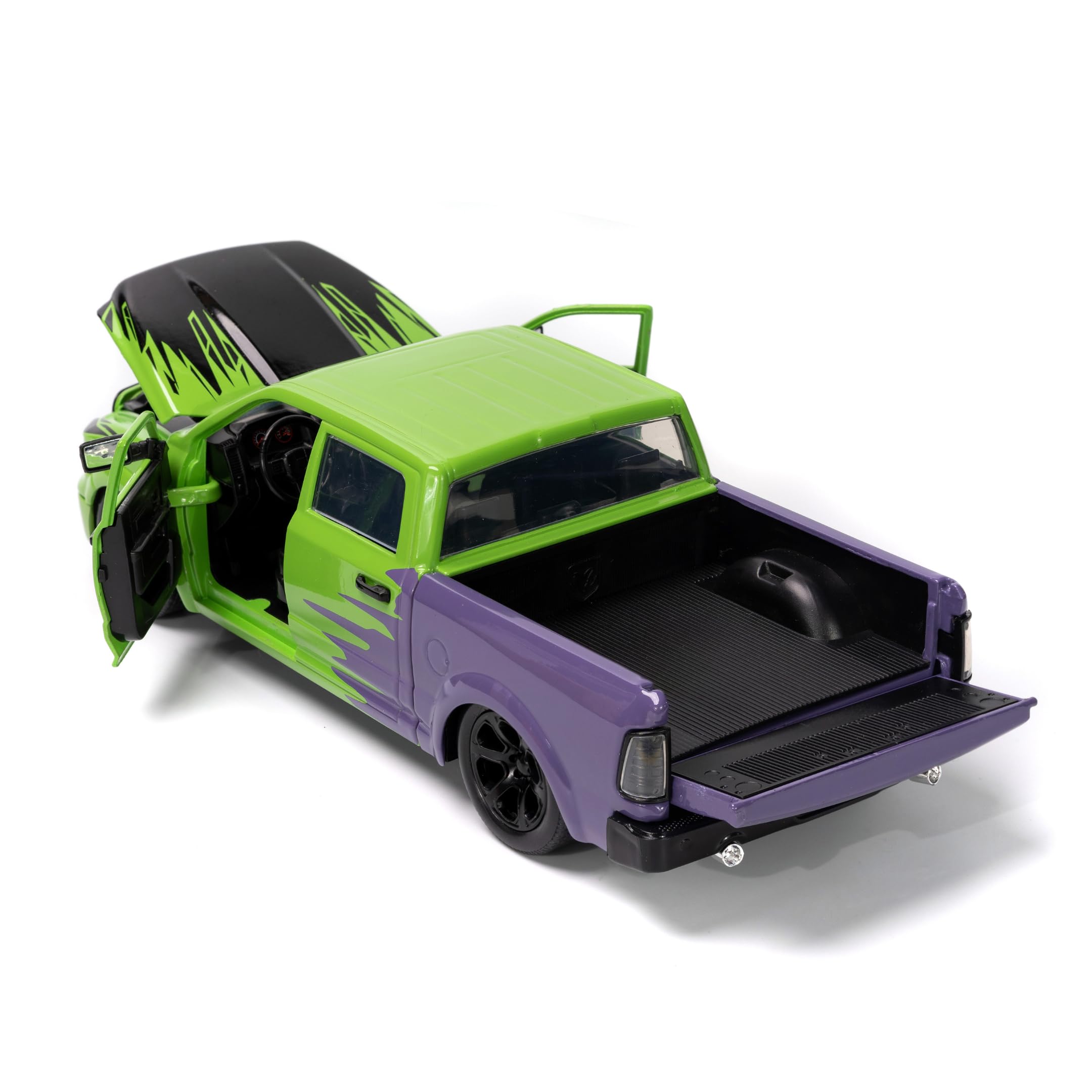 Jada Marvel working wheels provide smooth rolling action for display or play