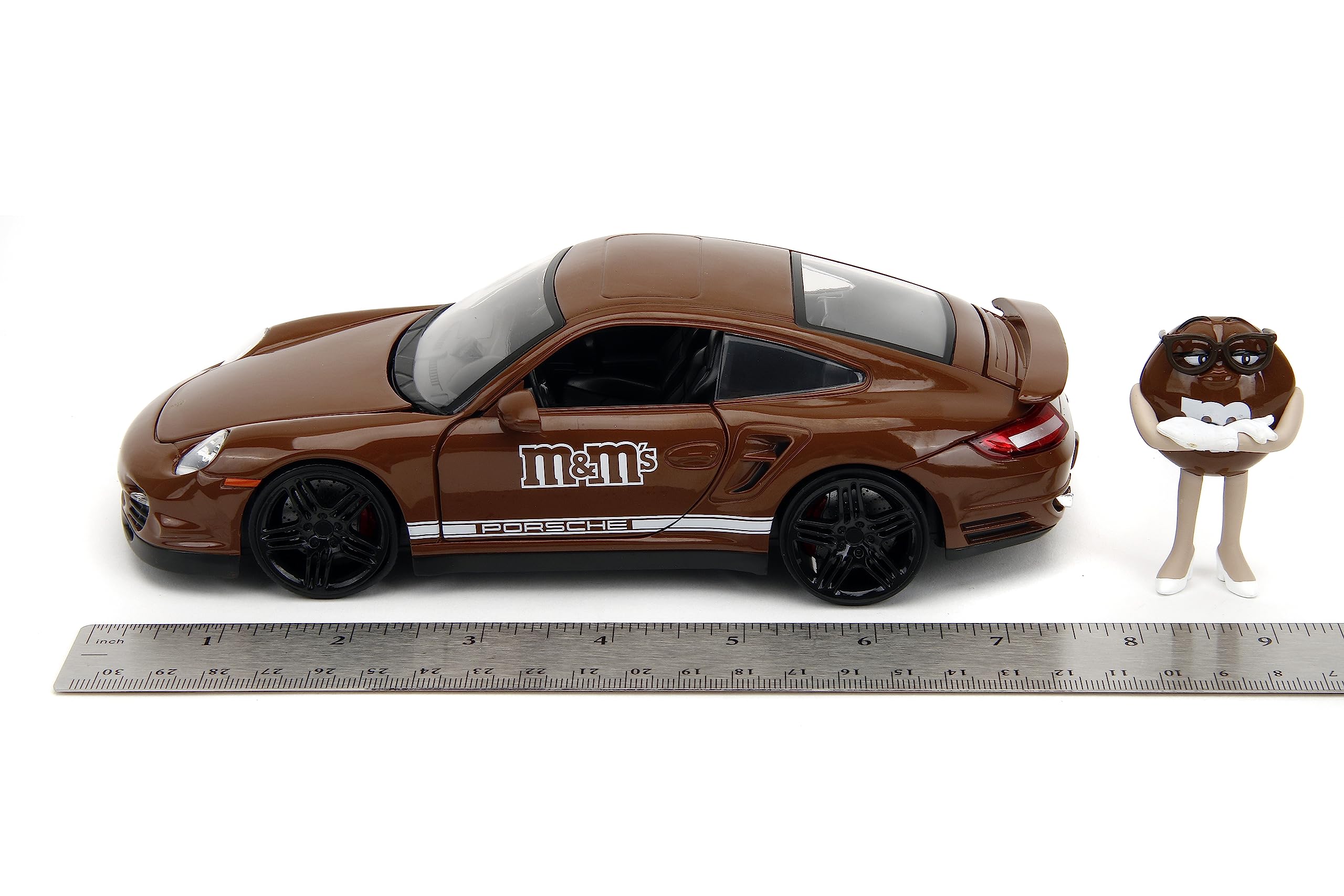 Premium logos and decals on the Jada MMS 1:24 Porsche 911 Turbo.