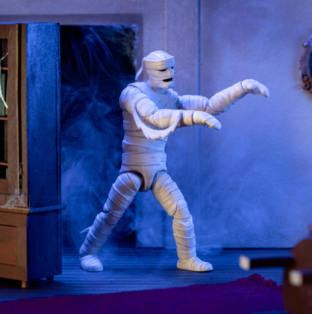 Jada Scooby-Doo Mummy of Ankha collector packaging ensures premium shelf presence.
