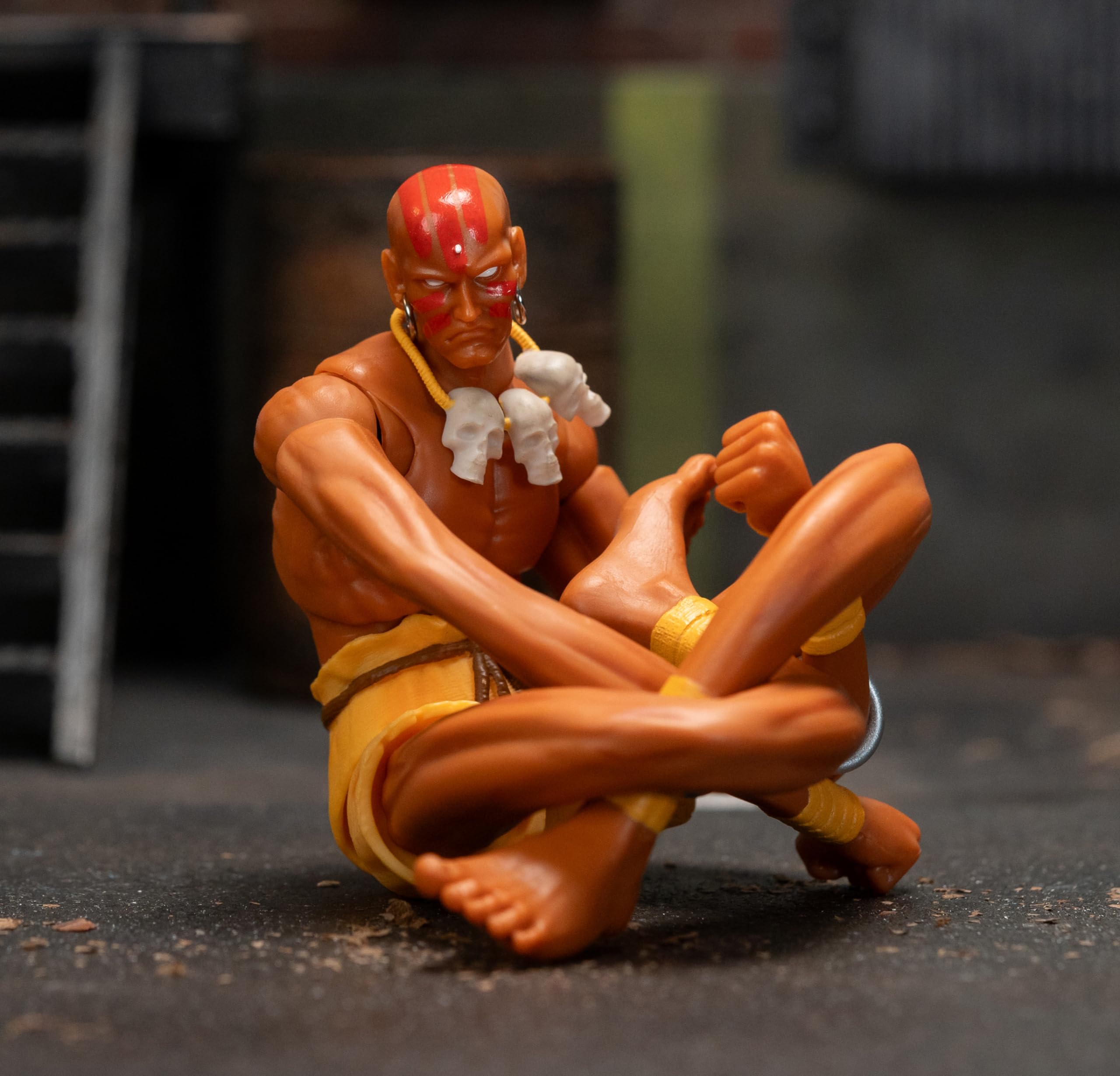 Jada authentic Capcom licensing and premium articulation for display.