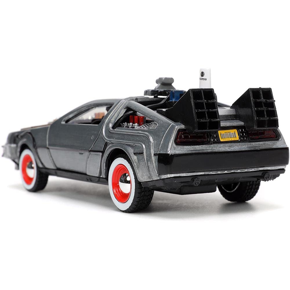 Jada Time Machine 1:32 scale model fits standard display cases