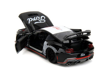 Jada Toys Bigtime Muscle Mustang Dark Horse open trunk adds display reveal