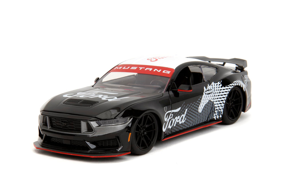 Jada Toys Bigtime Muscle Mustang Dark Horse rubber tires enhance realism