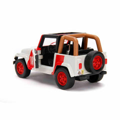 Jada Toys Jurassic World Jeep Wrangler 1:32 die-cast body emphasizes durability