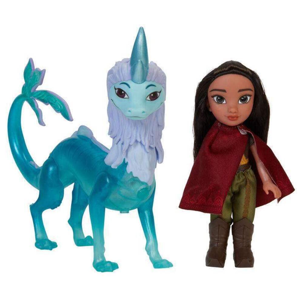 Raya and Sisu posed together for dynamic storytelling play sessions.