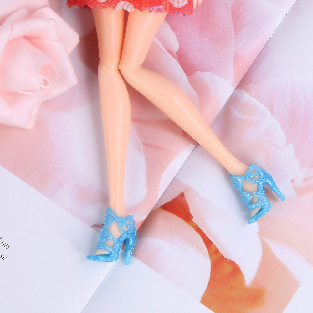 JANYUN 50-pair set includes multiple styles for creative doll wardrobes.