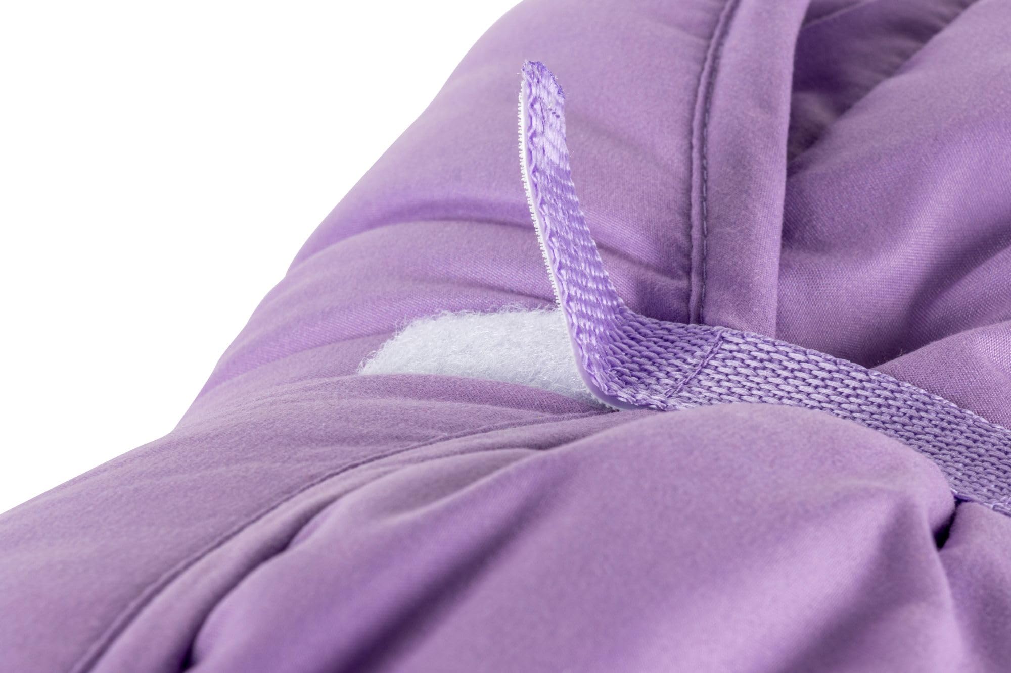 Jay Franco Disney Princess nap mat machine washable for hassle-free care.