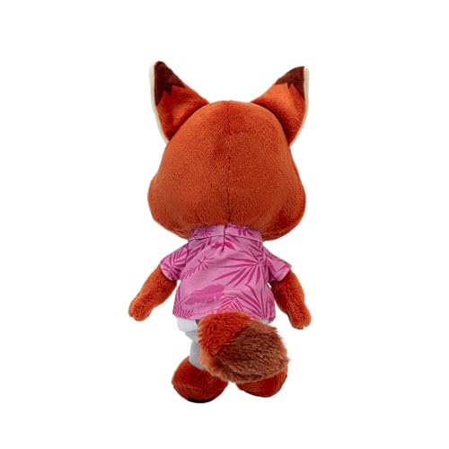 Jazwares Nick Wilde plush close-up fabric detail highlights ultra-soft materials.