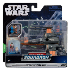 Jazwares Poe Dameron X-Wing cockpit opening adds dramatic pose options