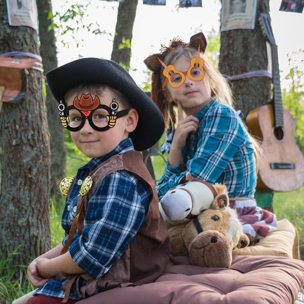Jenaai horseshoe prop enhances rustic rodeo themed photo sessions.