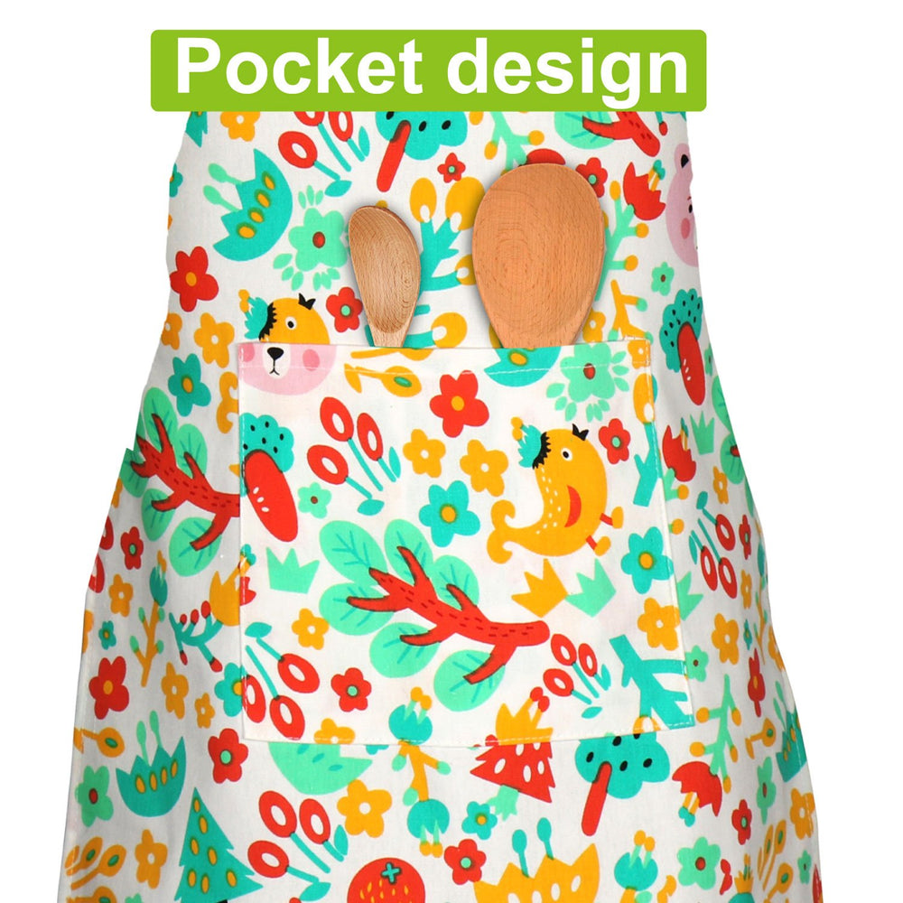Jennice House size large apron suited for ages 6–12