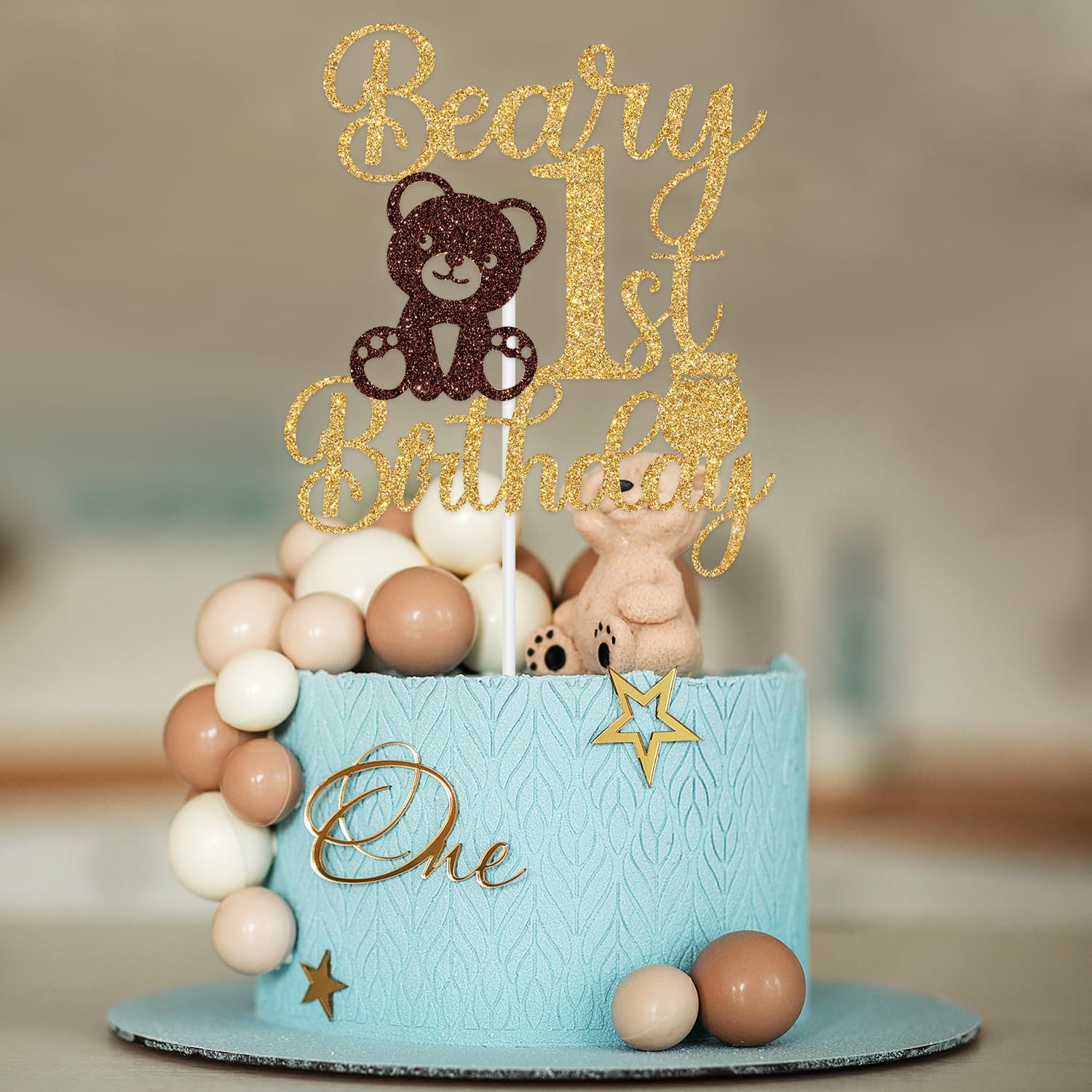 Jenrtvis Bear-Design-Cake-Topper adds adorable focal point to treats.