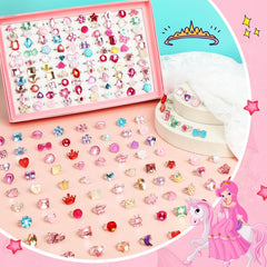 Jerify two pink gift boxes with rings ready for gifting.