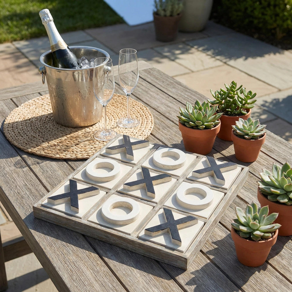 JEVERGN outdoor deck picnic setup offers portable play.