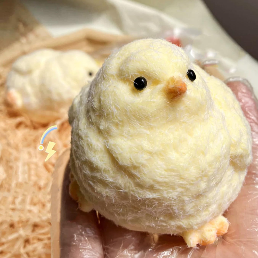 JIACAI chick squishy toy demonstrates compact stress-relief for on-the-go fidgeting