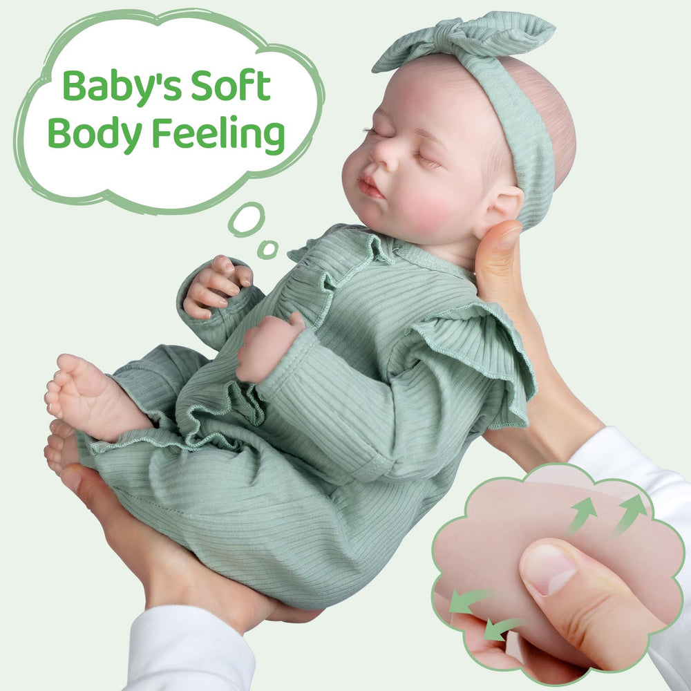 Jirachi soft cloth body delivers cozy cuddles during bedtime stories and playtime.