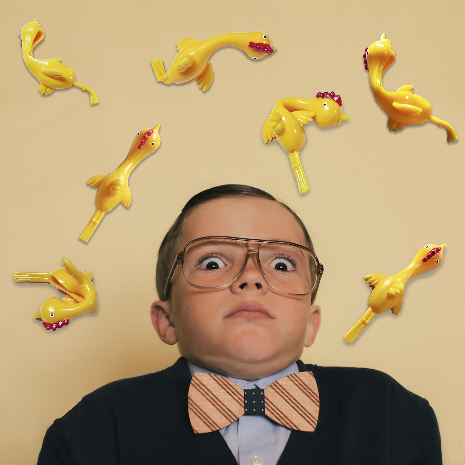 Jishi wall-sticking chicken, sticks to surfaces for varied play setups.