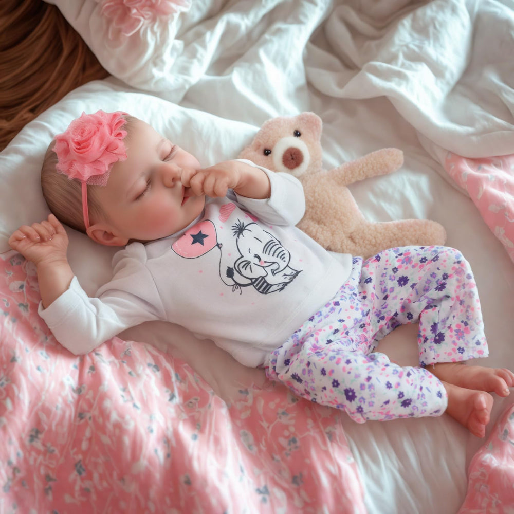 JIZHI baby doll soft vinyl skin adds realism and gentle tactile appeal for cuddling.