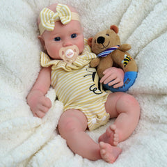 JIZHI 16-inch soft-body baby with foldable limbs for poseable play.