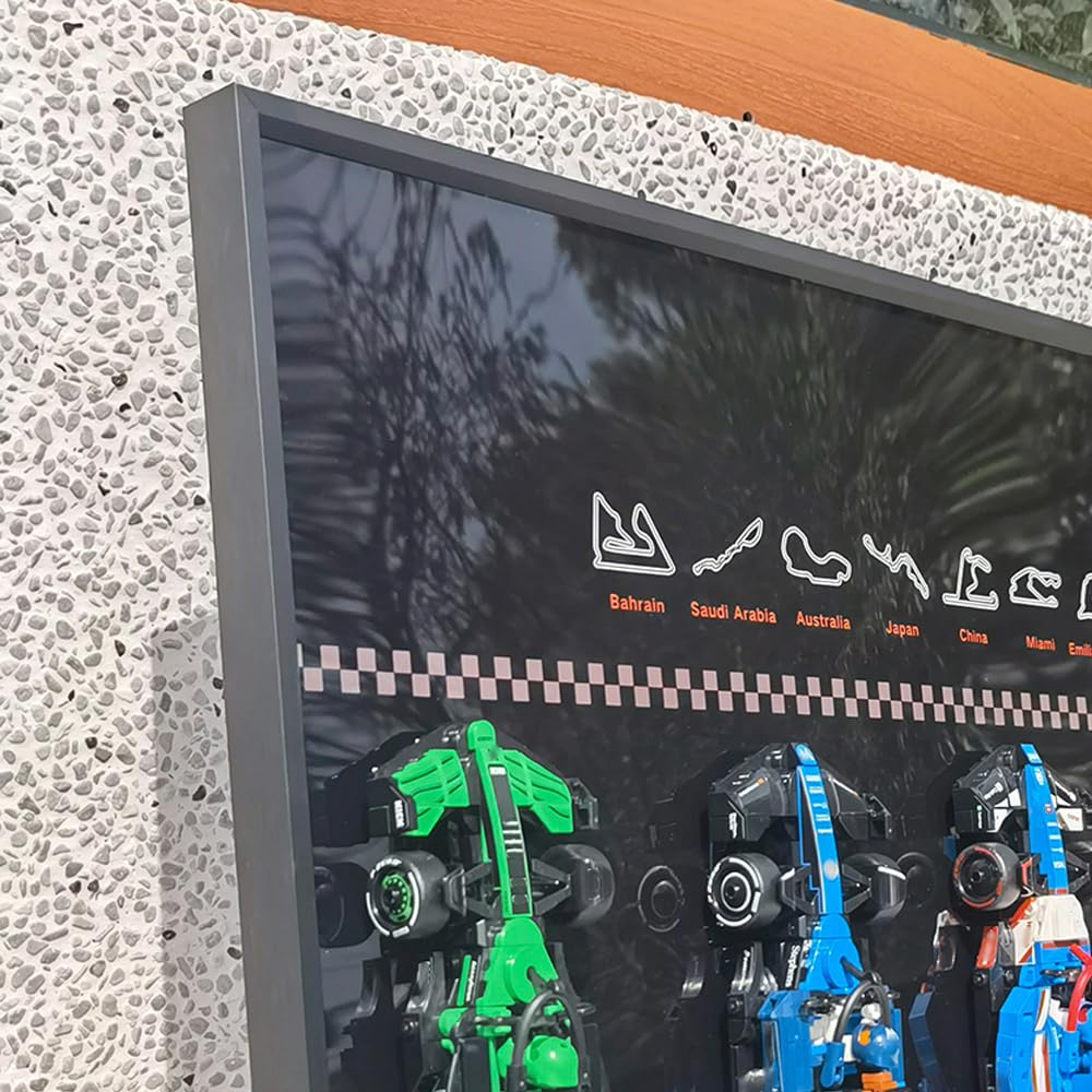 JKZUZU display wallboard finish, complements glossy acrylic panel aesthetics