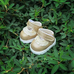 Jojedomo doll accessory enhances Labubu styling on display