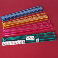 Jongyance cushion pack, protects and secures the set during transport.