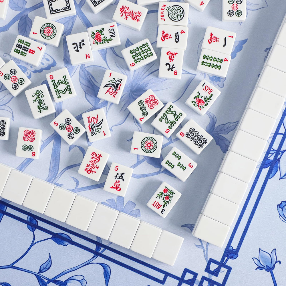 Jongyance mahjong mat rolled in carrying bag for storage.