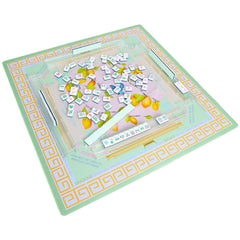 Jongyance noise-reducing surface minimizes clatter for smoother table sessions.