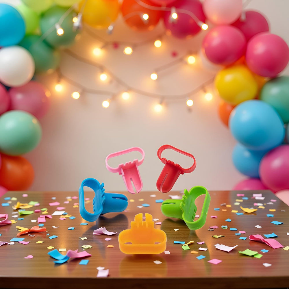 Jowxsx curved knotting tool design speeds up balloon tying.