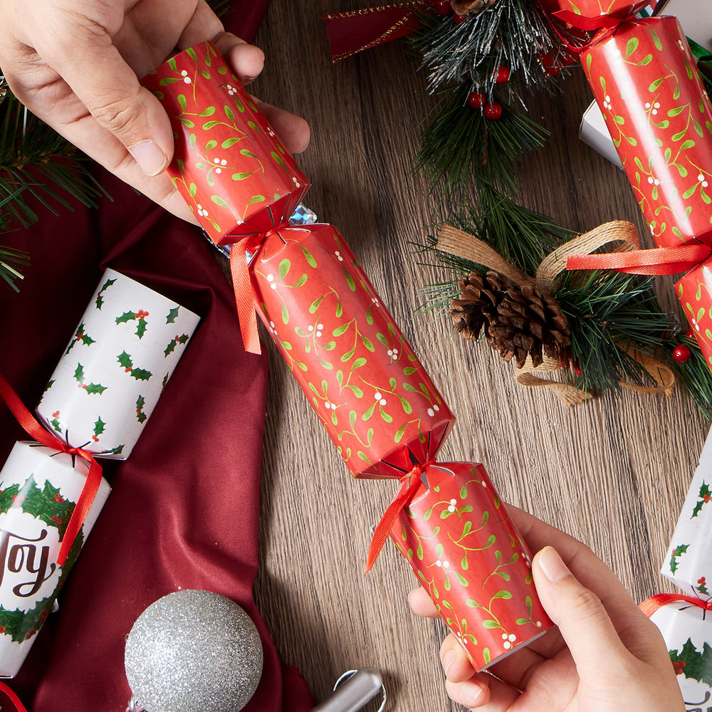 JOYIN 10-pack Christmas party favors help create a cohesive tablescape