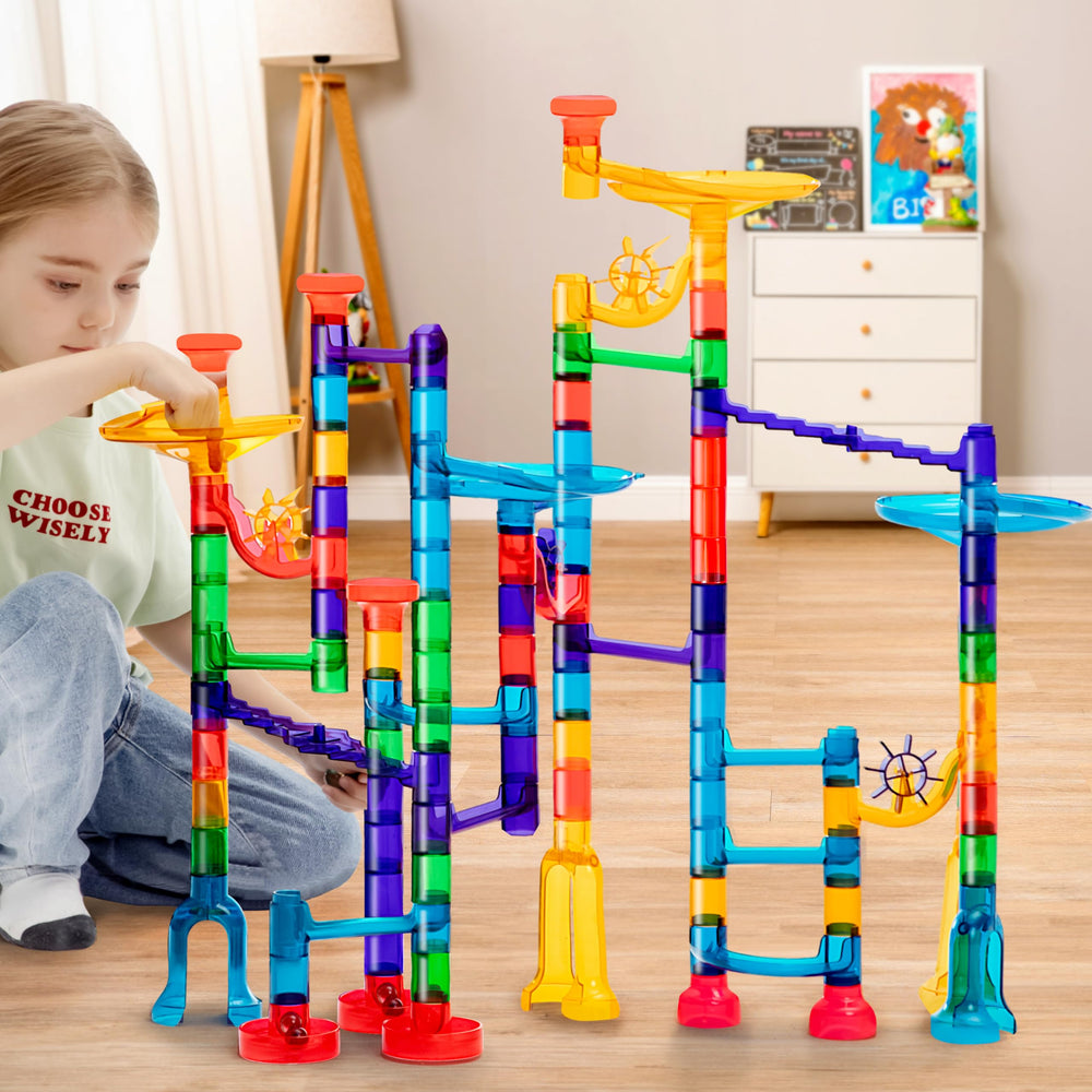 JOYIN dynamic tracks inspire creativity and problem solving during play.