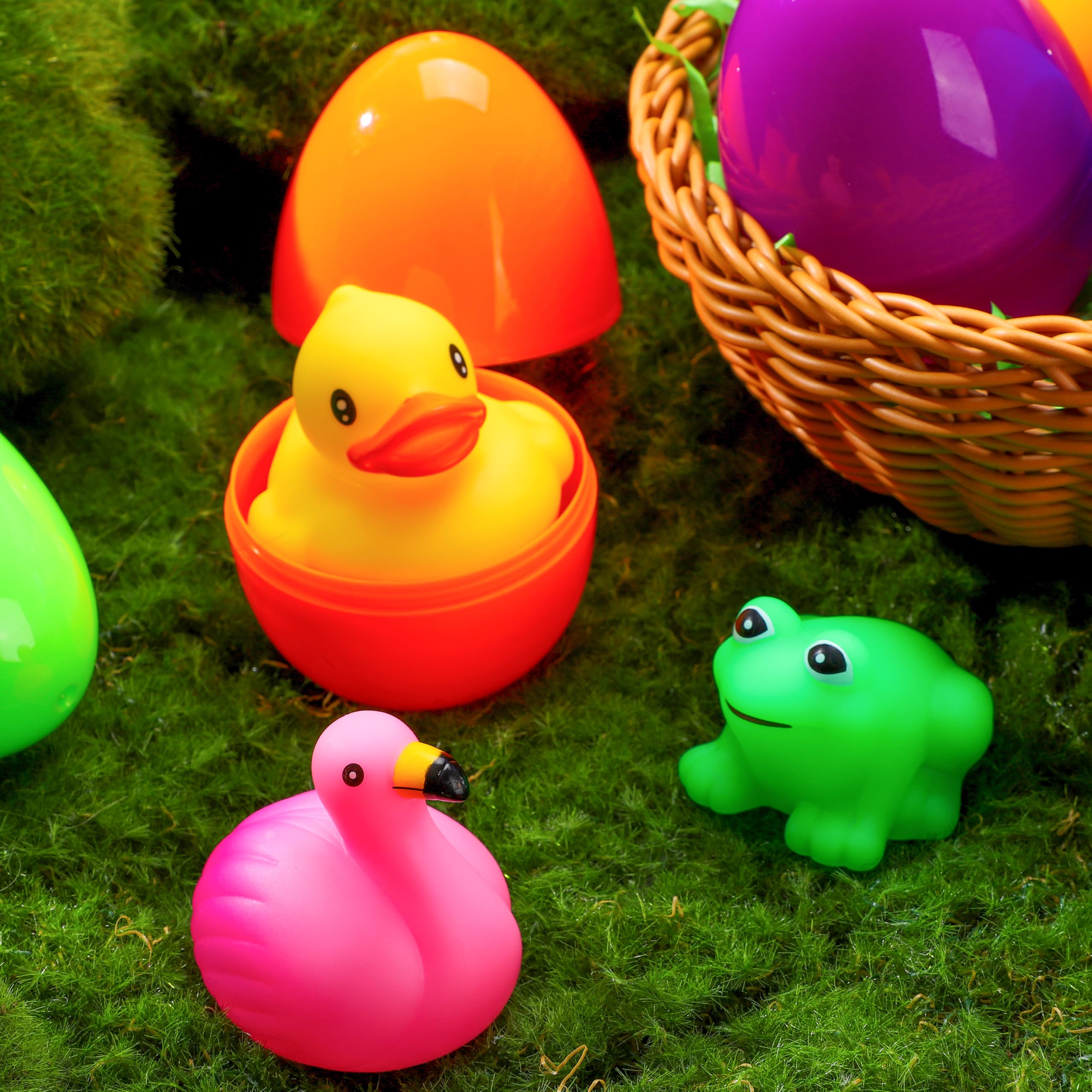 JOYIN light-up bath egg featuring elephant design fuels imaginative party play