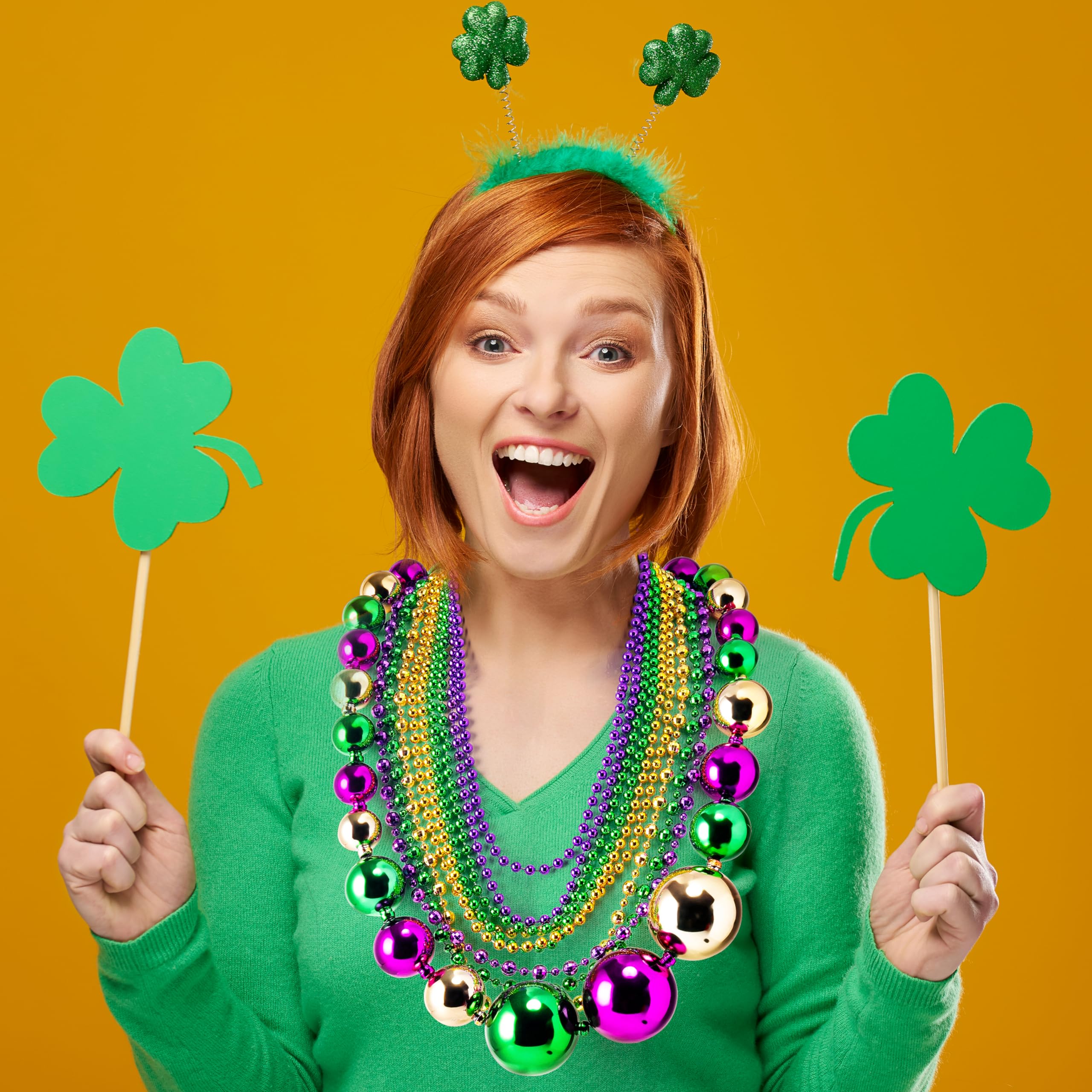 JOYIN small crown necklace coordinates with Mardi Gras décor and photo booths.