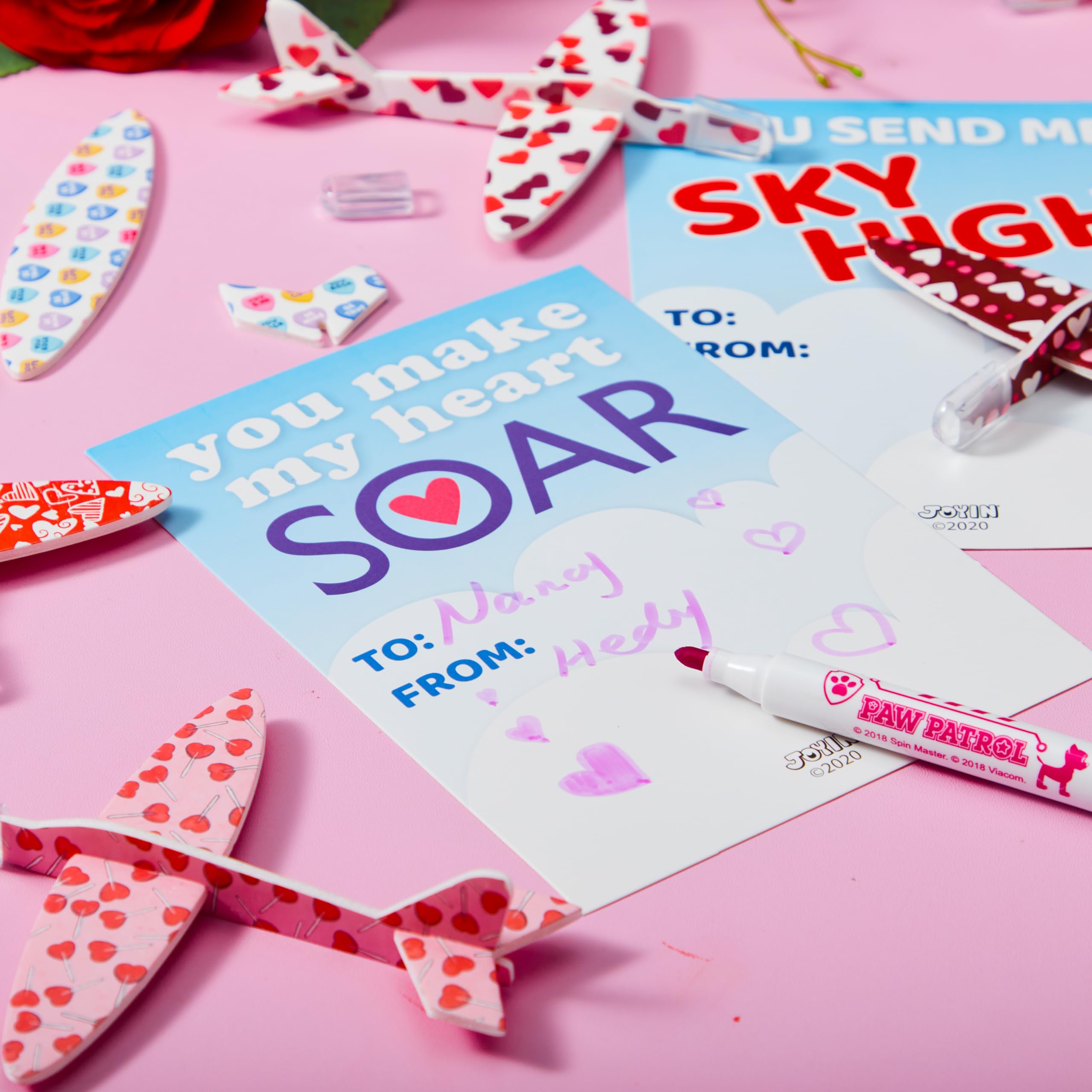 JOYIN party-ready set ideal for goody bags and classroom exchanges.