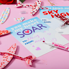 JOYIN party-ready set ideal for goody bags and classroom exchanges.
