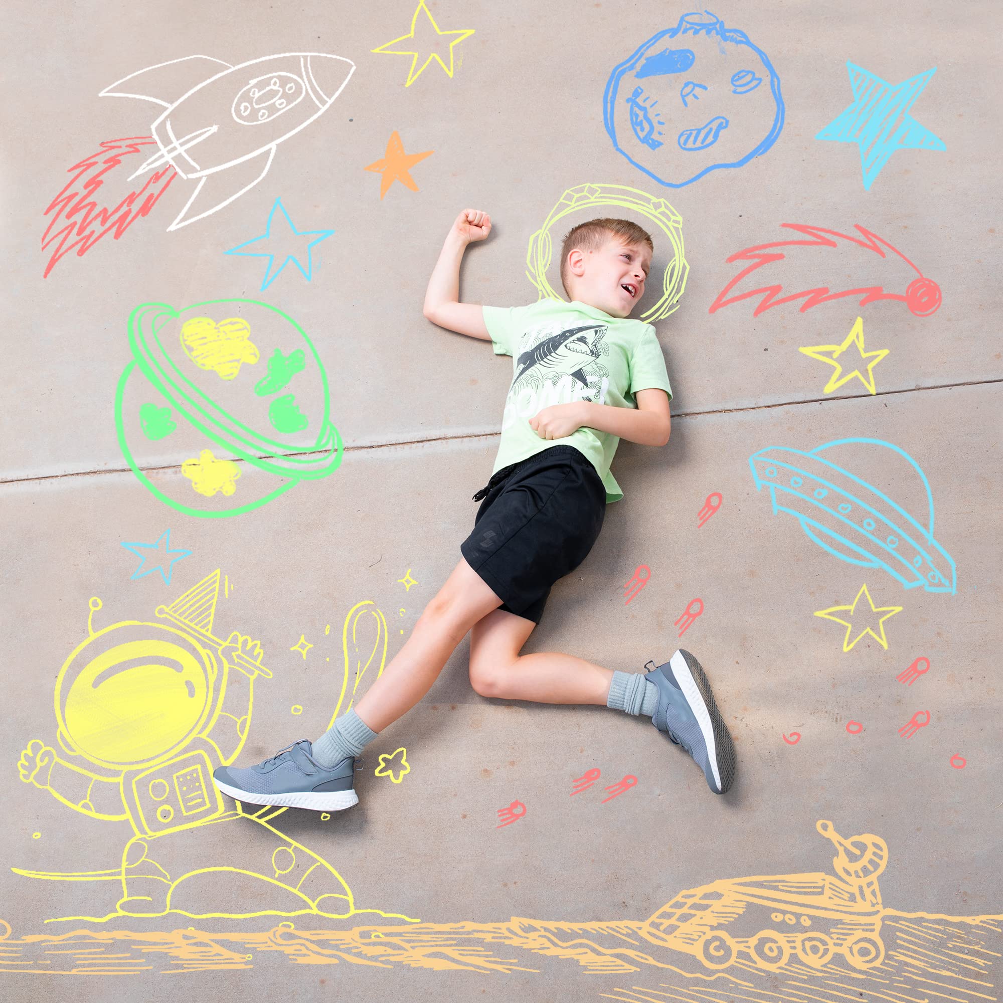 JOYIN vibrant sidewalk art for family play and group activities.