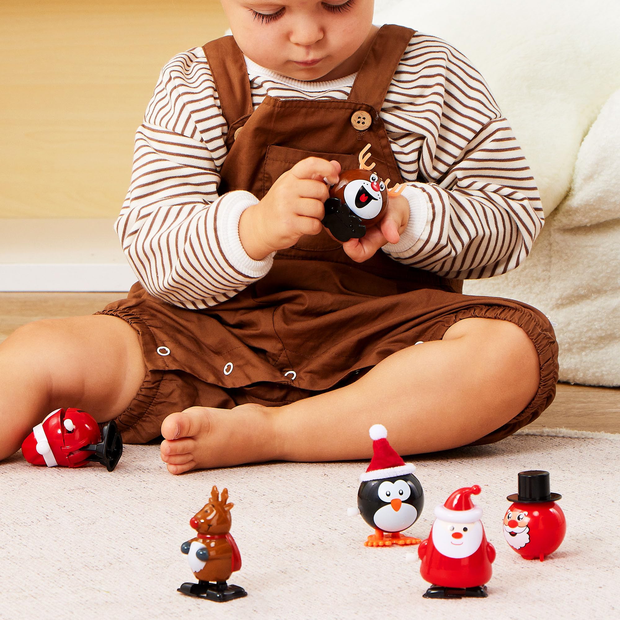 JOYIN 24-pack wind-up toys serve as colorful party favors.