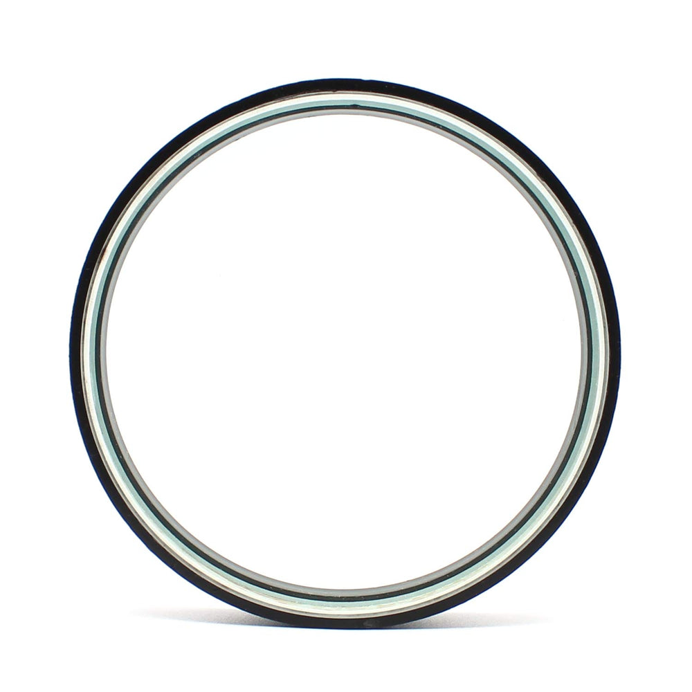 Joytech DZ06 concave-mirror top centers spins for fast stabilization.