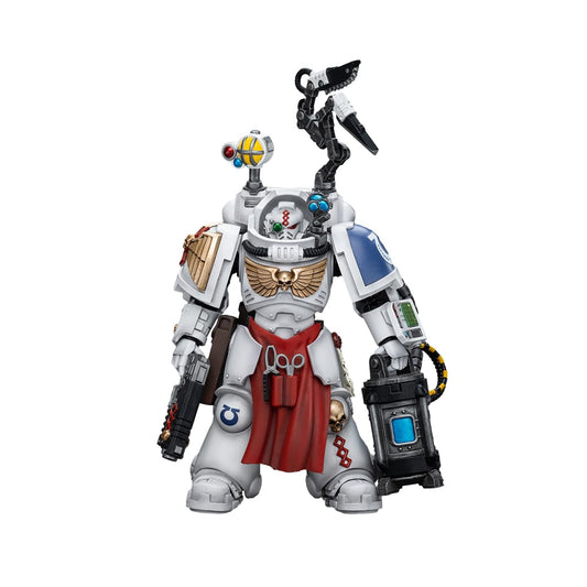 JOYTOY 1/18 Ultramarines figure with articulated joints for posing