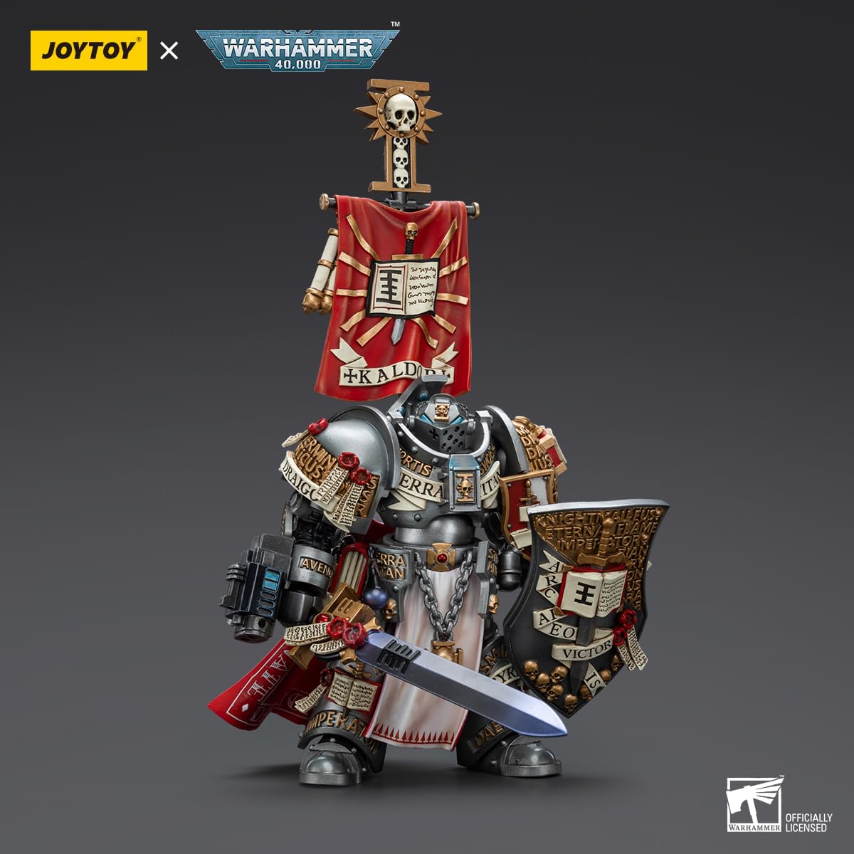 JOYTOY Kaldor Draigo close-up armor texture and weathered paint
