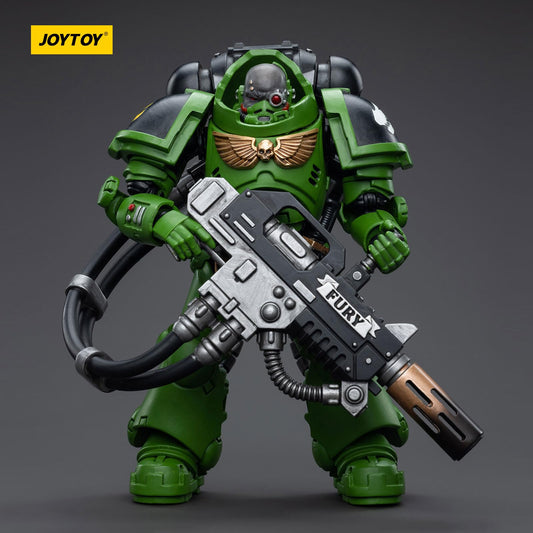 JOYTOY Salamanders Bragar with weapons equipped for action scenes.