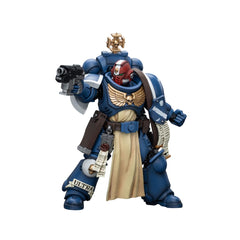 JOYTOY Ultramarines Sternguard Sergeant with weapons for dynamic display.