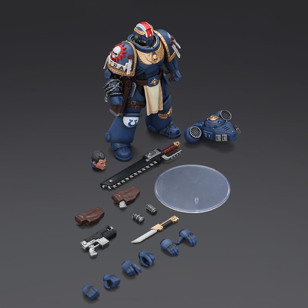 JOYTOY Ultramarines Titus accessories pack enhances display setup.