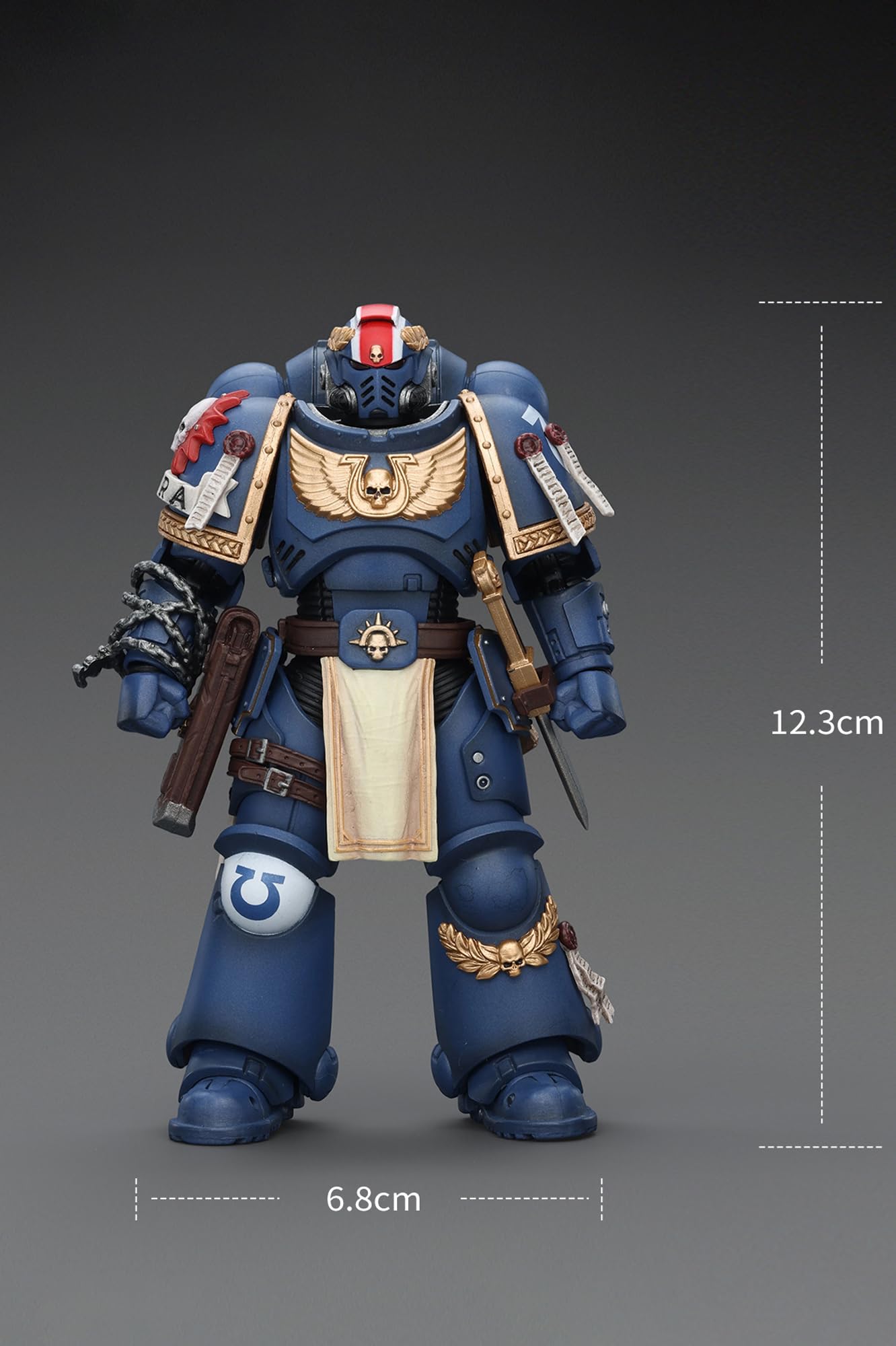 JOYTOY Ultramarines Titus articulation points enable fluid posing.