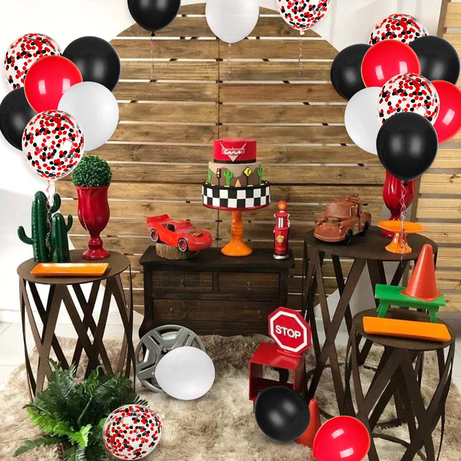 JOYYPOP race car party decor for vibrant, energetic celebrations.