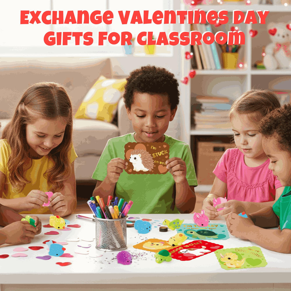 Juchuar fox mochi squishy enhances classroom sharing and creative messages