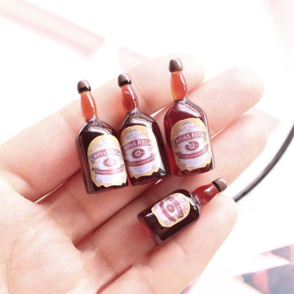 Juland resin mini drinks sturdy miniatures for display and light handling.