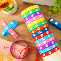 JUNEBRUSHS paw-print accessories help create photo-worthy moments at events.