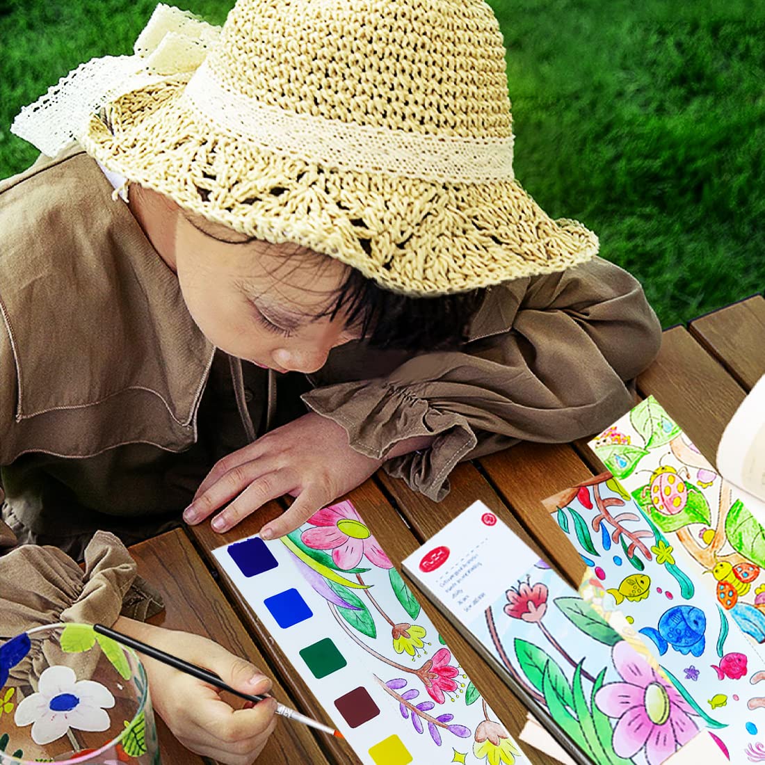Junqiu US compact travel watercolor kit ideal for road trips and party activities.